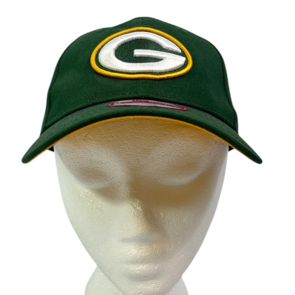 New Era Green Bay Packers Sideline Cap Women’s One Size Green